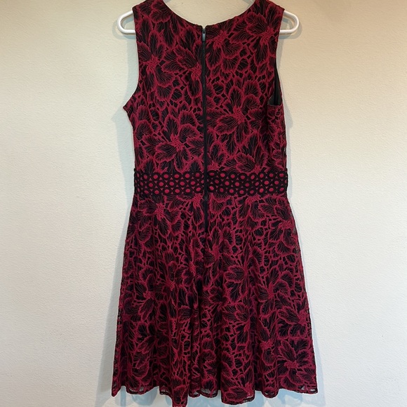 Womens Dress - Picture 5 of 7